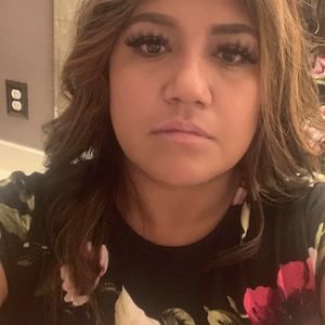 Meet your Posher, Eva